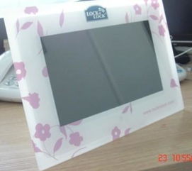 供應10.2英寸數碼相框木框廣告機 專業生產廠家與價格指南